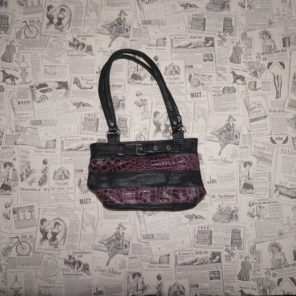 Vintage Y2K American Vintage Accessories crocodile skin 2